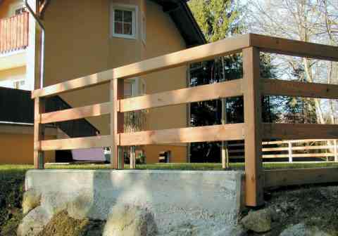 Balkengländer aus Lärchenholz