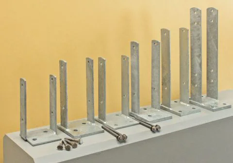 U-Bügel für die Befestigung auf Mauer