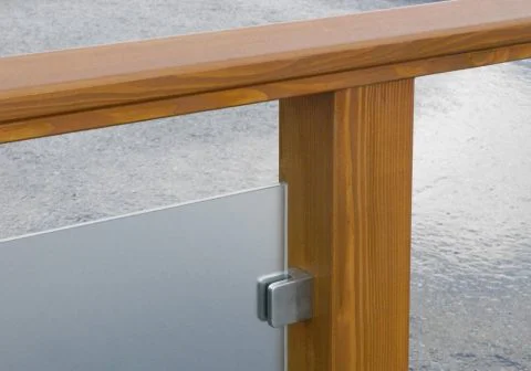 Balkongeländer aus Glas