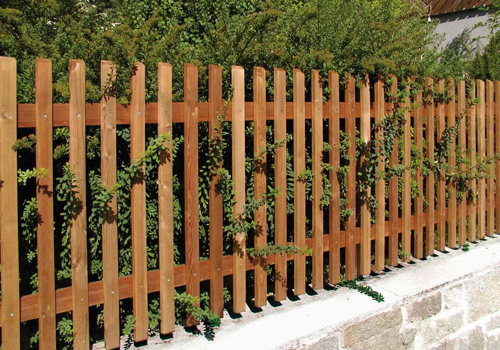 Lattenzaun breitseitig montiert - Salzimprägnierung