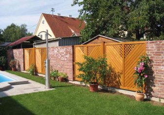 541 – Mit Motiv VD als Sichtschutz – Lasur Pergola als Sichtschutz