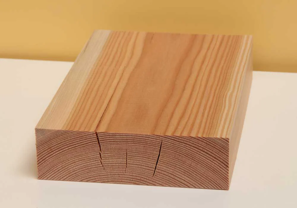 Trockenheit bei Lärchenholz