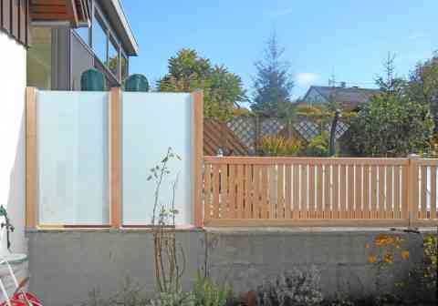 Sandwichzaun in Kombination mit Glas