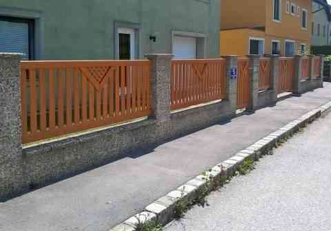 Sandwichzaun nach Maß gefertigt