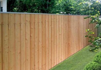 Sichtschutzwand aus Lärchenholz