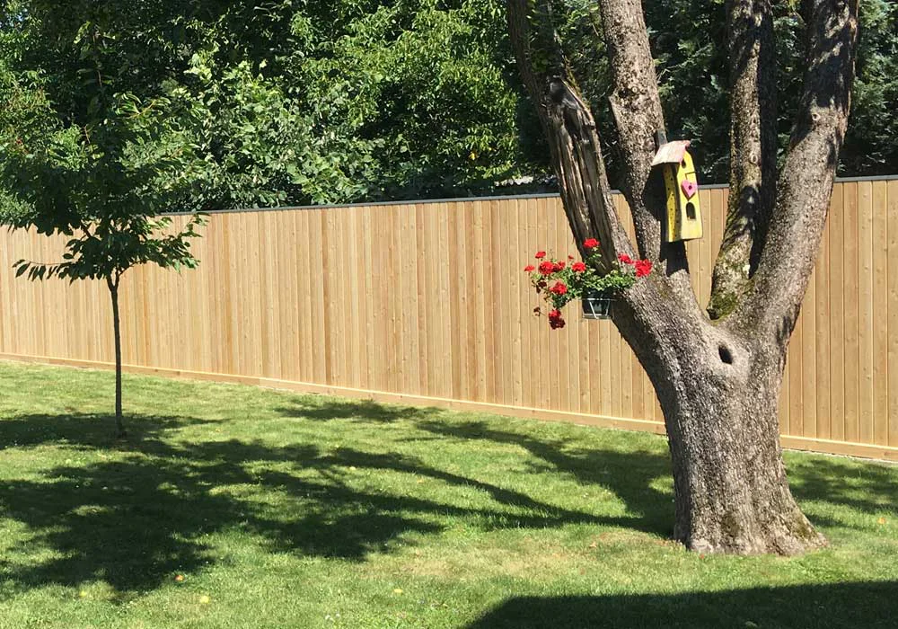 Sichtschutz Lärche als Lärmschutz