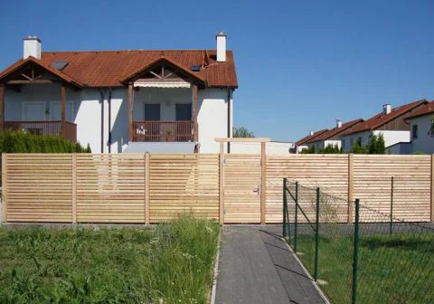 Sichtschutz Lärche mit Durchsicht