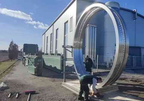 Im Jänner 2024 wird der Ring bei Firma Ferrum in Ennsdorf fertiggestellt und verladen