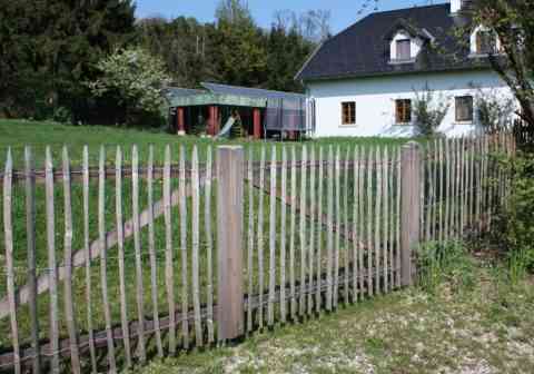 Doppeltor aus Staketenzaun