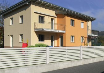 Holzzaun waagrecht aus Lärche